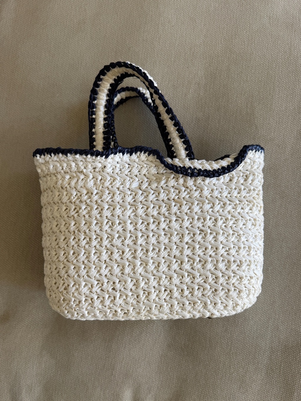 White Woven Straw Tote with Red Strawberry Appliqués - Picture 2 of 3